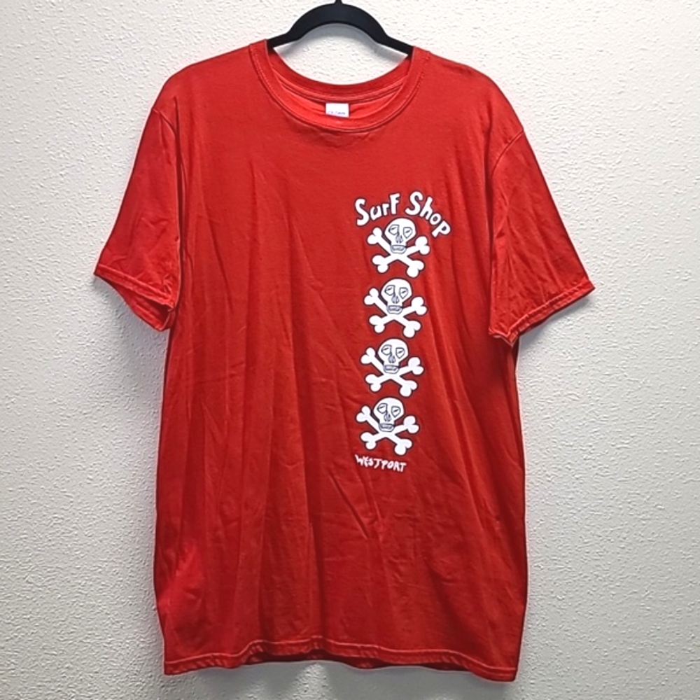 The Surf Shop Skull & Crossbones Graphic T